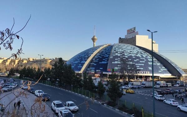 کمدی‌درمانی در غرب تهران